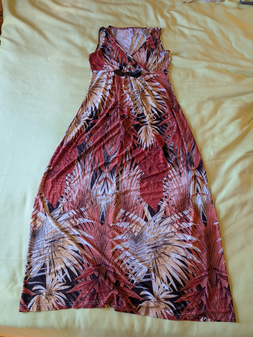 Sleeveless Tropical Print Maxi Dress in Rust and Cream